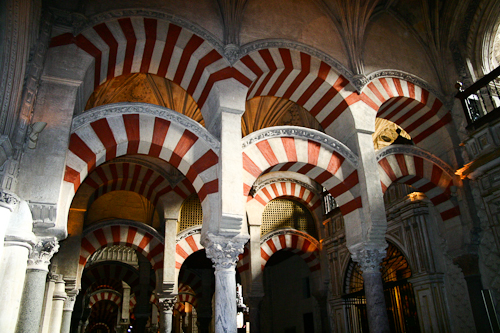 Mezquita - looking up perspective