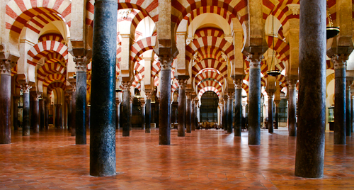 Mezquita - low perspective